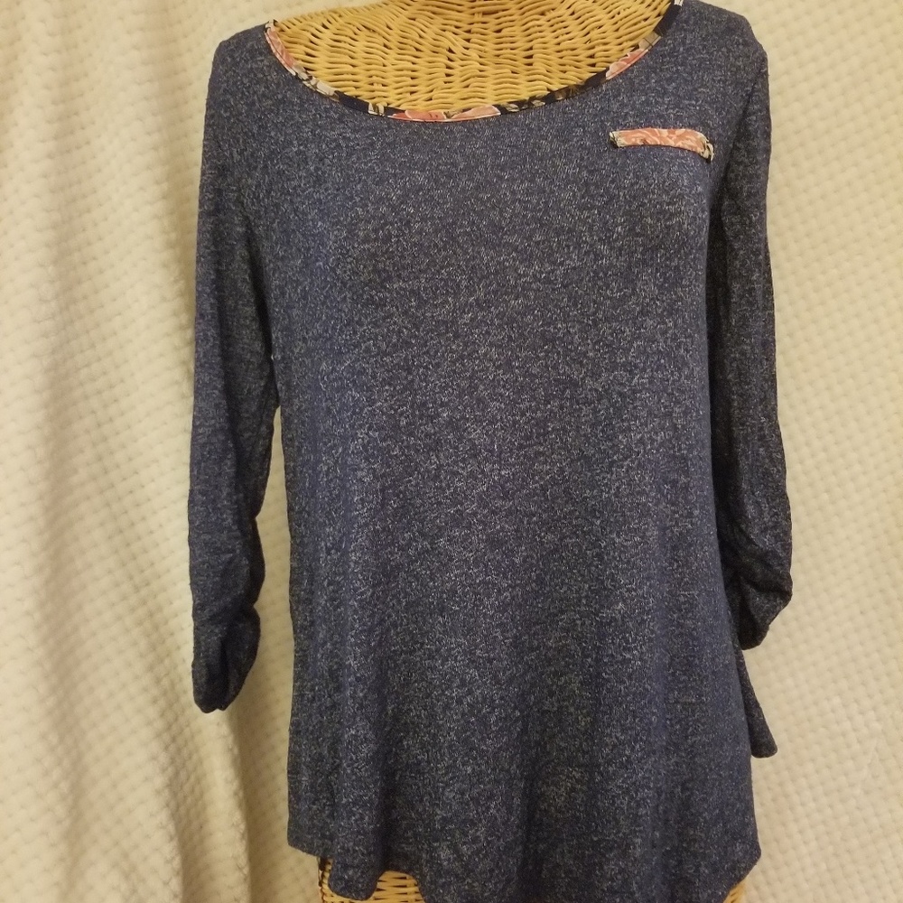Maternity dress top